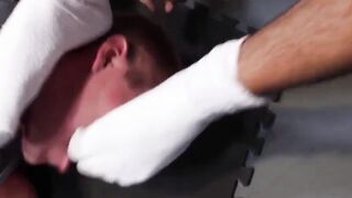 MaleFeetXXX.com - Dominant Vinni jerks his cock while receiving a footjob from hunky