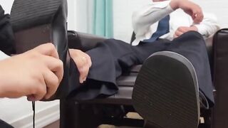 MaleFeetXXX.com - Dominant boss Daddy Texas enjoys perfect feet worship from his fat