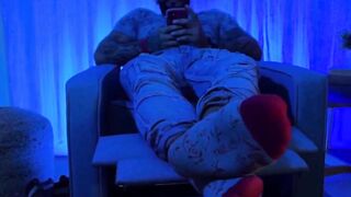 MaleFeetXXX.com - Hottie Maximus flaunts his sexy socks and suckable feet with pride