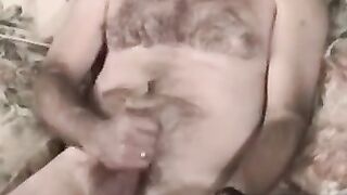 MenWorkinXXX.com - Crazy old bastard enjoys stroking his hairy cock solo