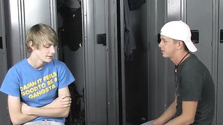 Twinks hook up in locker room and do oral with rough banging