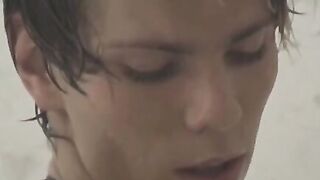 Twink Kaylo Riley masturbates after a seductive shower scene