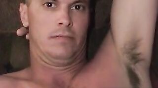 MenWorkinXXX.com - Ugly soldier has solo fun with his fat hairy prick