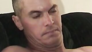 MenWorkinXXX.com - Ugly soldier has solo fun with his fat hairy prick