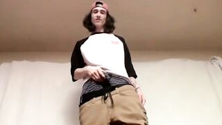 Straight thug Sean Johansen wanking on his big dick