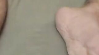 MenWorkinXXX.com - Chubby butt pirate loves stroking his schlong solo
