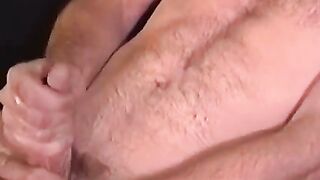 MenWorkinXXX.com - Horny construction worker strokes his giant prick