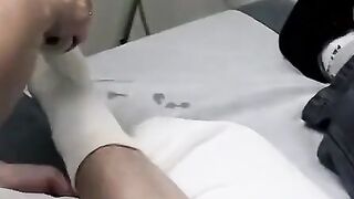 ToesXXX.com - Amateur twink's foot show and self-pleasure session
