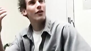 ToesXXX.com - Amateur twink's foot show and self-pleasure session