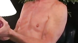 MenWorkinXXX.com - Finger fucked mature guy enjoys playing with his big dick