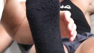MaleFeetXXX.com - Asian hunk Axel strokes vigorously during feet play