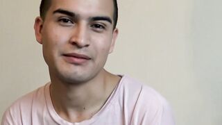 This cute dude Enrique anticipates my creamy cum by swallowing my dick