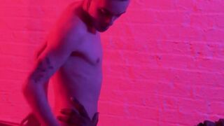 SayUncleNetwork.com - Cute twink Joe Ex's raw anal workout on Lawrence Portland's mas