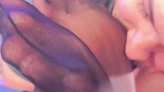 Hunky Chase Lachance let hot Dan Edwards sniffs and worships his feet