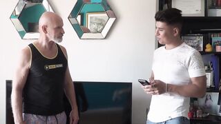 Benedictux introduces his juicy ass to new neighbor Amir Inneros