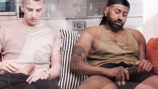 Braxton Cruz and Ryan Jacobs curiosity leads to hot breeding