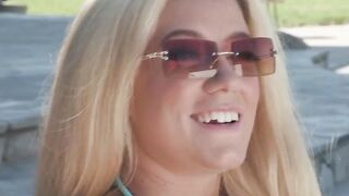 Shemale pool cleaner fucks MILFs wet pussy so hard