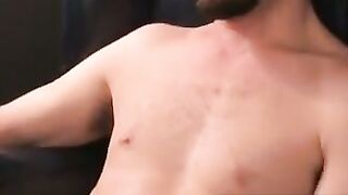 MenWorkinXXX.com - Homo plumber tugging and stroking until a happy ending