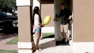 SmallGirlsInPorn.com - Jessica Jewels pops cock of customer after failed delivery