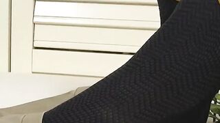 MaleFeetXXX.com - Hunky gentleman Jet's self-love with sexy feet massage