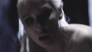 Kenzie Taylor seduces hunk Derrick Pierce and gets deep pounding