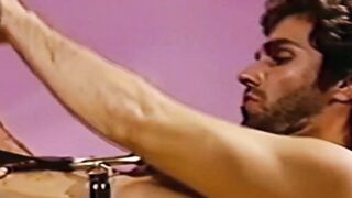 RetroDudes.com - Old school stunner George Payne and Granger enjoy sucking and doggys