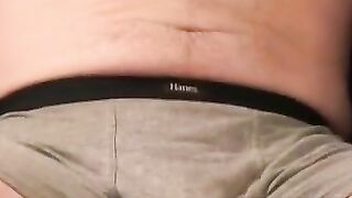 MenWorkinXXX.com - Solo older amateur shows off his cock jerking prowess