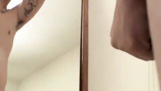 Str8Thugs.com - Straight thug's mirror-bound load workout and explosive cum shot sess