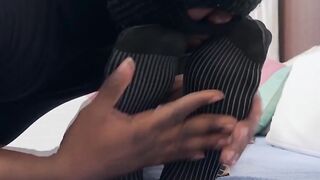 Hot stud Ray H serves foot job after foot worships by masked Bandit