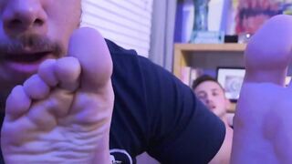 MaleFeetXXX.com - Lustful Dallas worships and sucks Dimitri and his new roommate's go