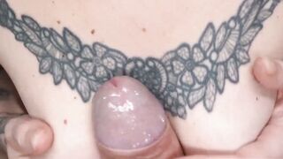 Tattooed Lysagna DelRay jerking off on her first date