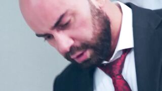 Bruno Max relieves stress by pounding Johnny Viper in the bath