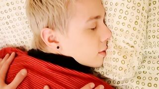 Twink sucks his man off before taking his dick balls deep