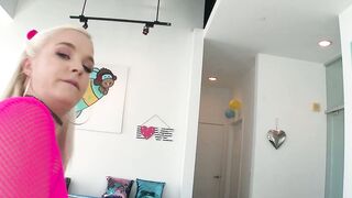 DEEP THROAT DELIGHTS