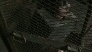 闇夜の密室狂