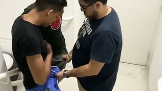 Crème de la Crass Latino Papi Ferdinands Twink gangbang Extravaganza
