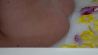 Sultry Suds and Savage Fingers starring Candice Demellza