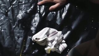 Pissing Wild