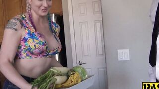 Veggie Vibrations Leyla Falcons Garden of Pleasure