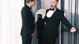 UNLEASHED Broke Straight Grooms Hometruths  Will Best Man Tyler Turn Up the Heat