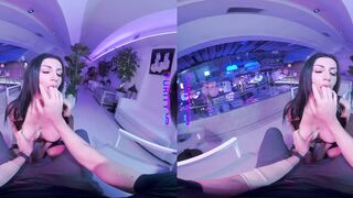 PurityVR Wild Desired Night