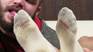 SoleMatesXXX.com  Inked Stud Satisfies His Feet Fantasy