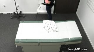 Big Tit black patient sucks doctor
