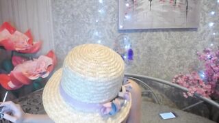 Web Cam sluts Amalia likes rough sex with her sex dildos