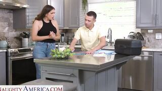 Sexual America - Hot Mom Valentina Bellucci loves dick