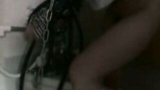 水着美女でプールサイドエンサー