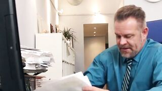 Desk Job Delight Bambi Brooks Takes on a Creative Challenge