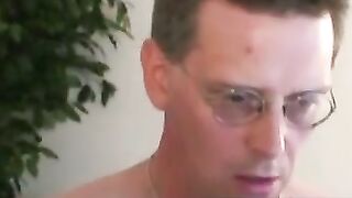 VisionaryCummer.com  The Spectacled Solo Sensation