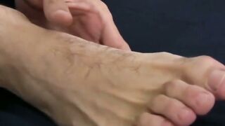 SuckingSole.com  ToeTally Hot Gay Stallion Geo Reigns Fucks His Foot Worship