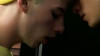 BurningPassions.com  Sizzling Summer Lovin Two Hotties, Onetight Hole
